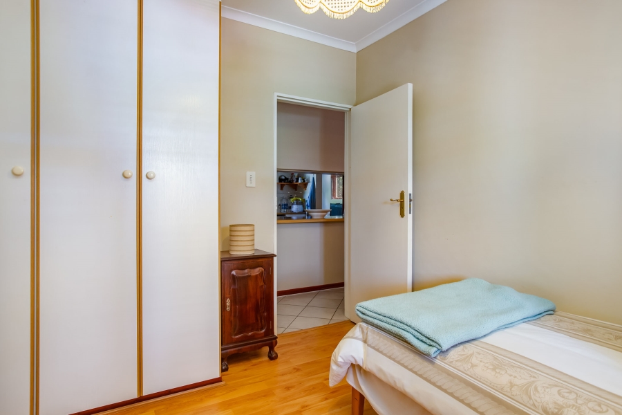 2 Bedroom Property for Sale in De Oude Renbaan Western Cape